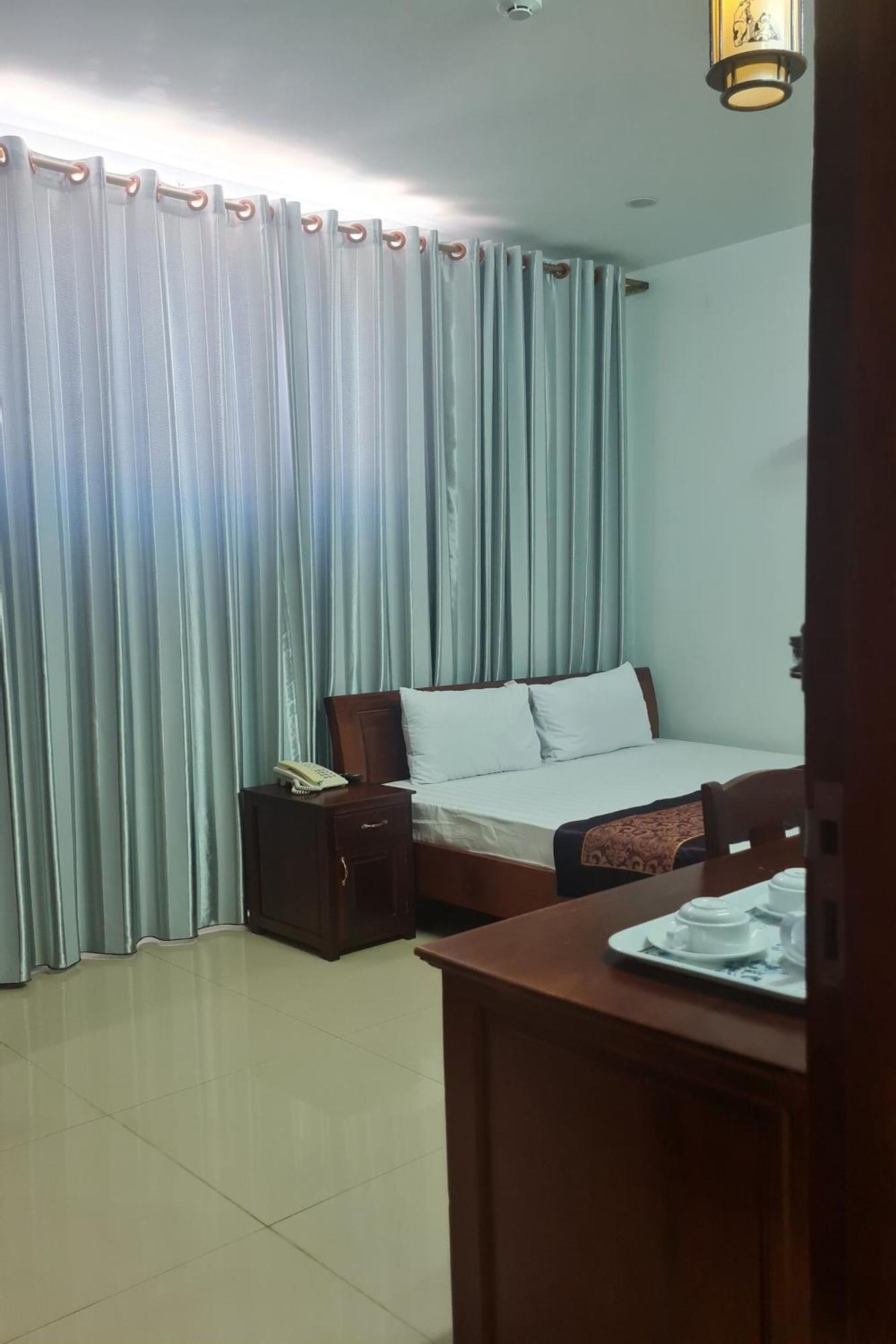 Tan Truong Son Hotel Ðồng Hới Ngoại thất bức ảnh